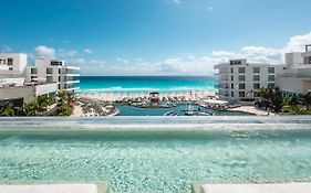 Melody Maker Hotel Cancun